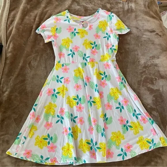 Extremely me! Kids Skater Dress in White with Yellow and Pink Flowers Size 14/16 - Picture 2 of 6